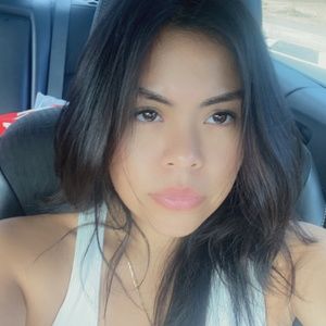 Meet your Posher, Ana